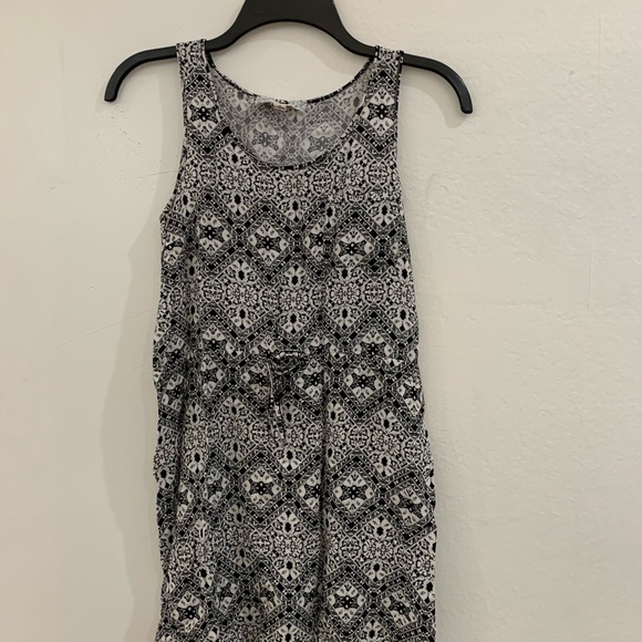 Pink republic dress. Size small - Picture 4 of 9